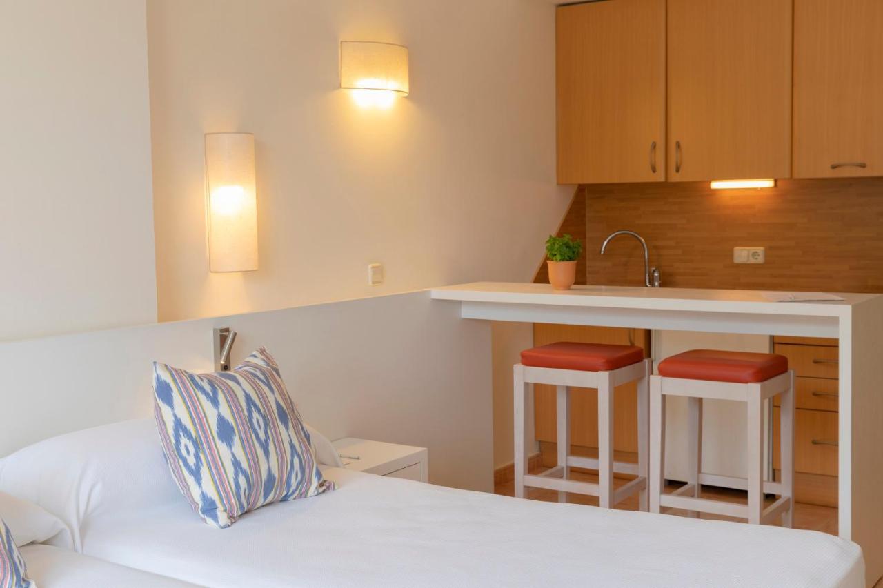 Aparthotel Hm Mar Blau à Sa Coma  Extérieur photo
